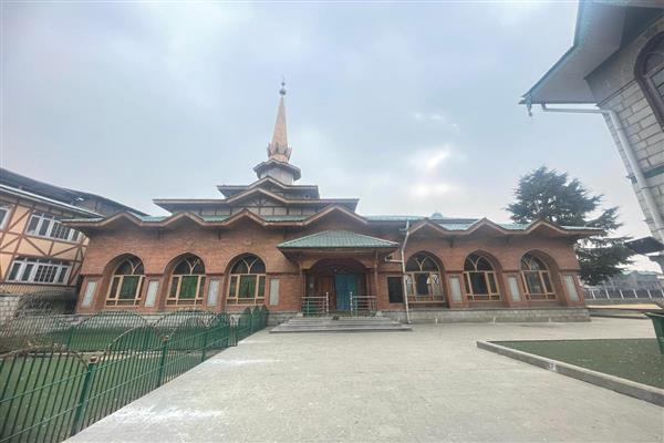 Shrine of Bul Bul Shah In Nawakadal 